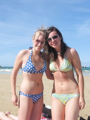 Free bikini, beach, posing, gf, teen Pics