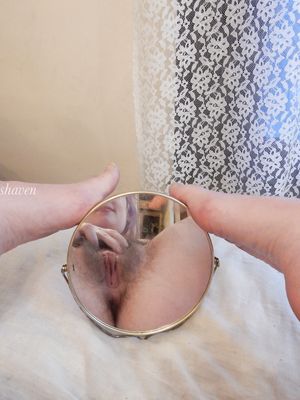 Mirror Mirror In My Hand 3
